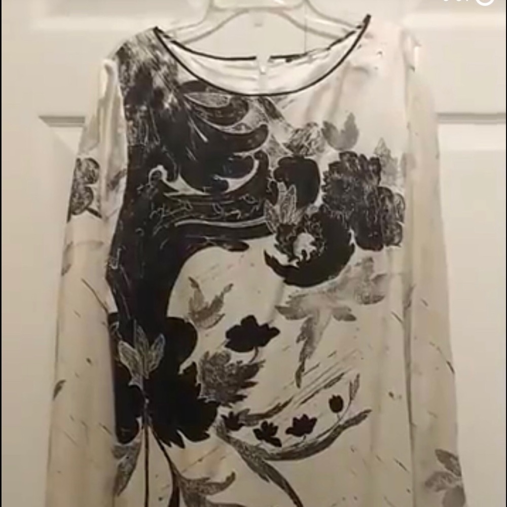 Beige and black light satin dress